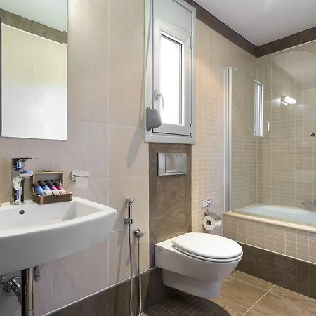 Quinn Hill Luxury *
