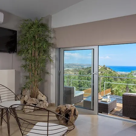 Quinn Hill Luxury Villa