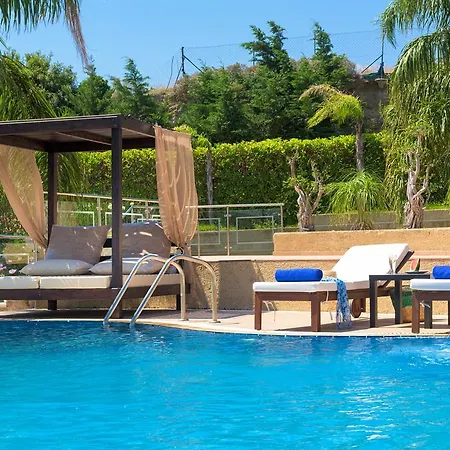 Quinn Hill Luxury Villa